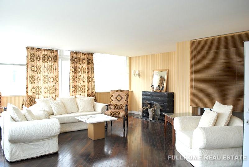 Same compound: Elite Gardens, 4 bedrooms in Shanghai
