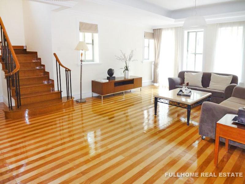 Similar property: Beijing Riviera, 4 bedrooms, 280 sqm in Beijing