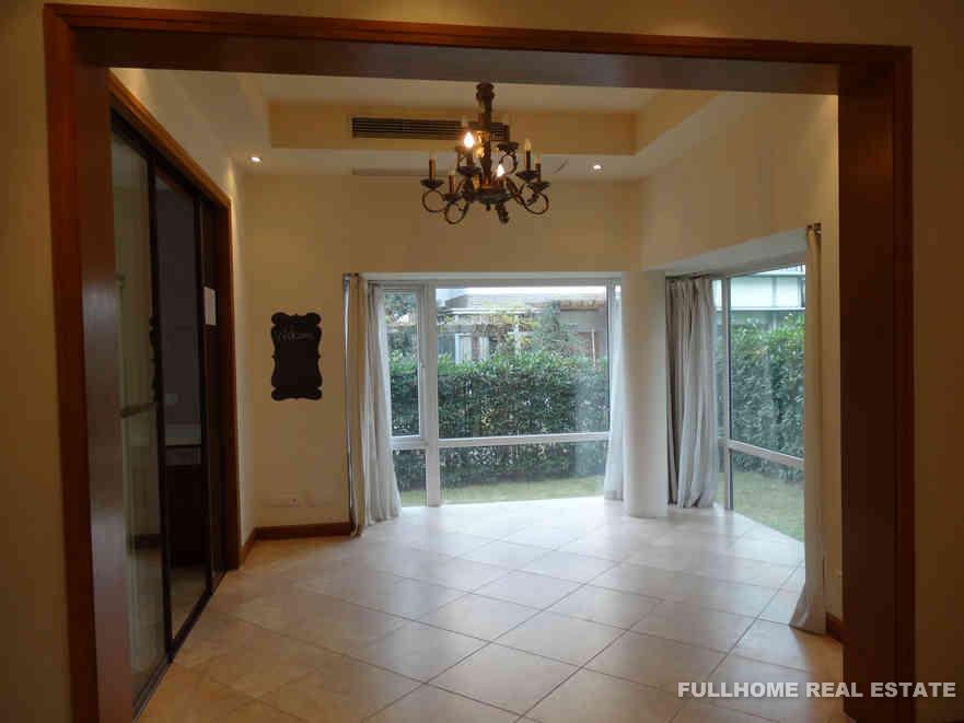 Golden Lough - Interior view 4, Suzhou rental property