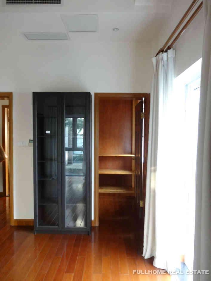 Golden Lough - Interior view 14, Suzhou rental property