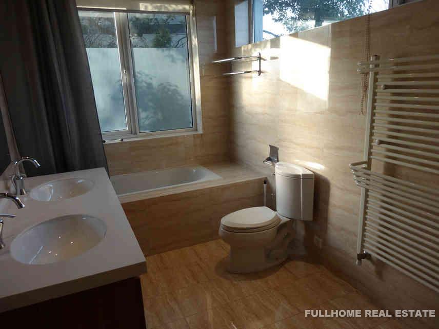 Golden Lough - Interior view 16, Suzhou rental property