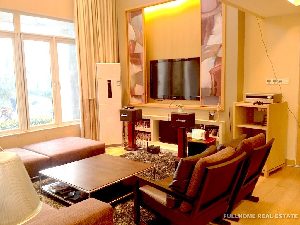 Palm Spring Garden II - 4 bedroom apartment in Shanghai, Jingqiao Green City, Pudong