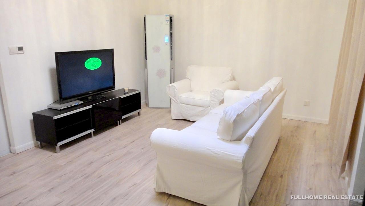 Emerald Villas - 3 bedroom apartment in Shanghai, Qingpu, Suburb