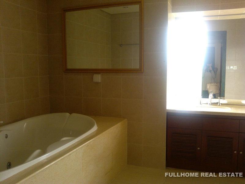 Golden Lough - Interior view 25, Suzhou rental property