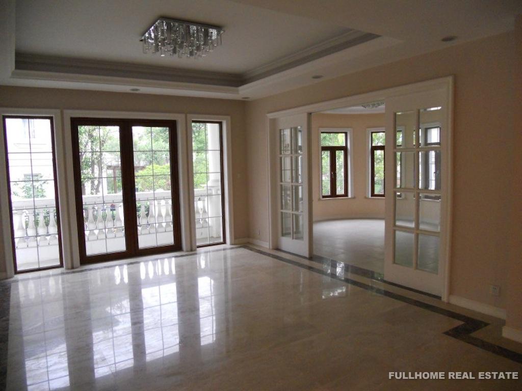 Same compound: Dahao Mountain Forest Villa, 5 bedrooms in Shanghai