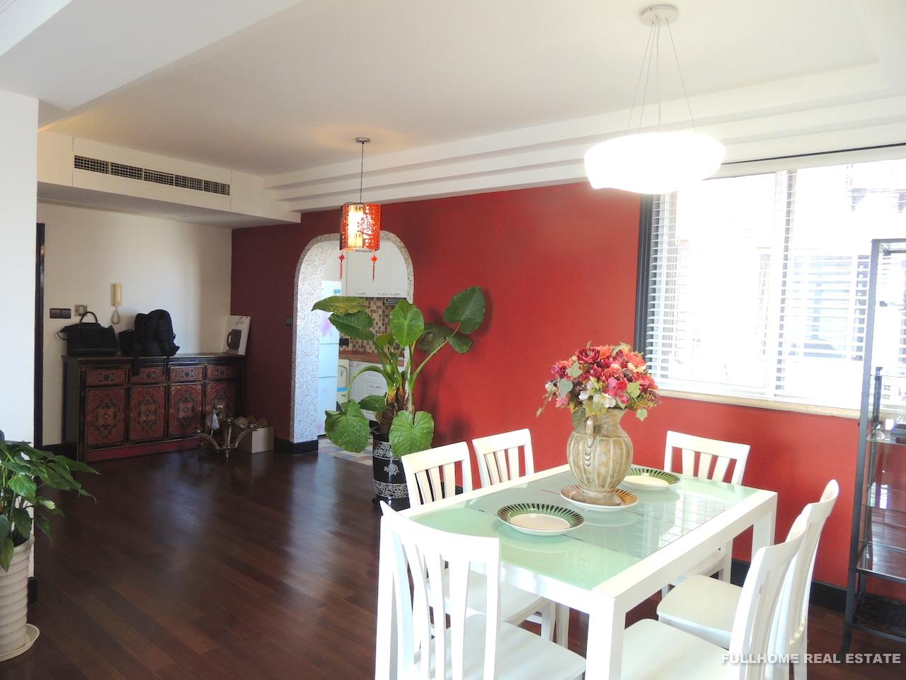 Ruide Plaza(No. 9 Jiande Rd.) - 3 bedroom apartment in Shanghai, Xujiahui, Downtown