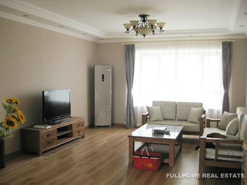 Royal Lakefront Mansion - 4 bedroom apartment in Suzhou, Industrial Park