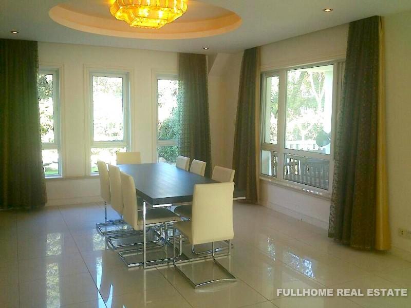 Xijiao Hua Cheng Villa - 4 bedroom apartment in Shanghai, Qingpu, Suburb