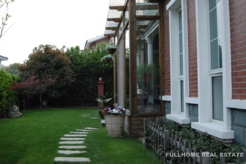 Xijiao Hua Cheng Villa - 4 bedroom apartment in Shanghai, Qingpu, Suburb
