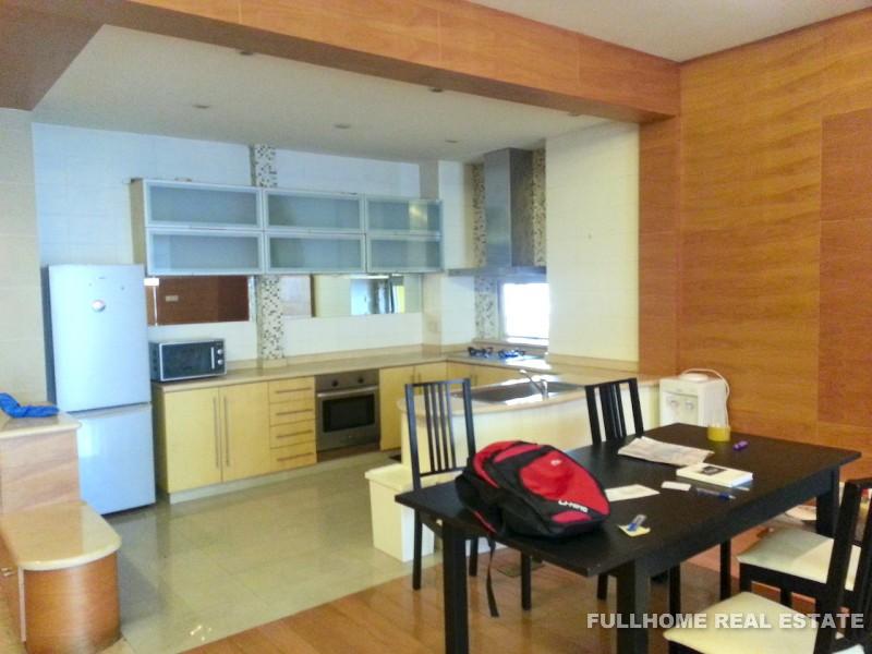 Sea of Clouds Garden - 3 bedroom apartment in Shanghai, People Square, Downtown