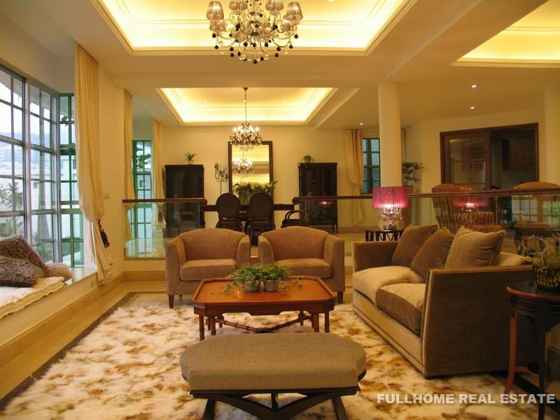 Castle Hill Luxury Home - 5 bedroom apartment in Guangzhou, Baiyun