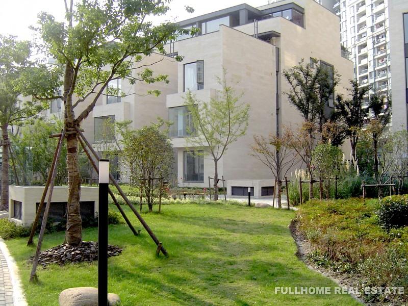 The One - 3 bedroom apartment in Shanghai, Jing An, Downtown