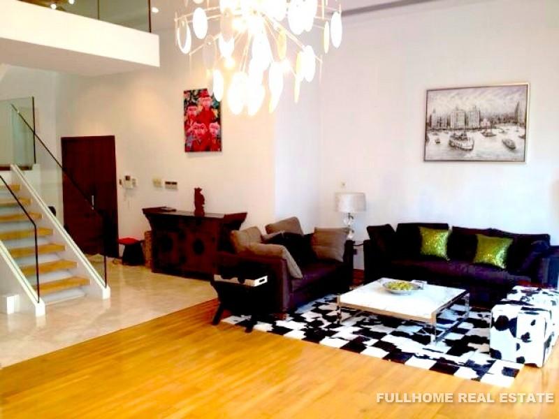 Same compound: Diamond Villa, 4 bedrooms in Shanghai