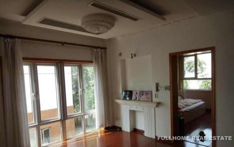 Golden Lough - Interior view 5, Suzhou rental property