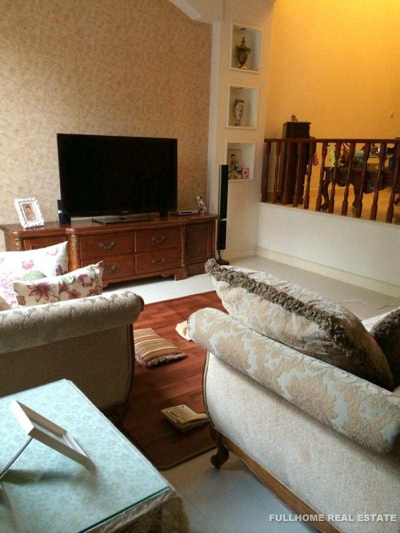 Royal Lakefront Mansion - 4 bedroom apartment in Suzhou, Industrial Park