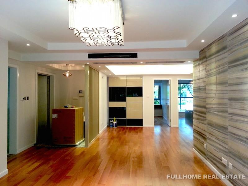 8 Park Avenue - 3 bedroom apartment in Shanghai, Jing An, Downtown