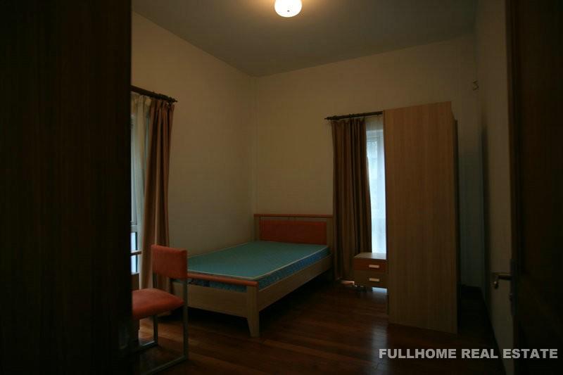 Golden Lough - Interior view 5, Suzhou rental property