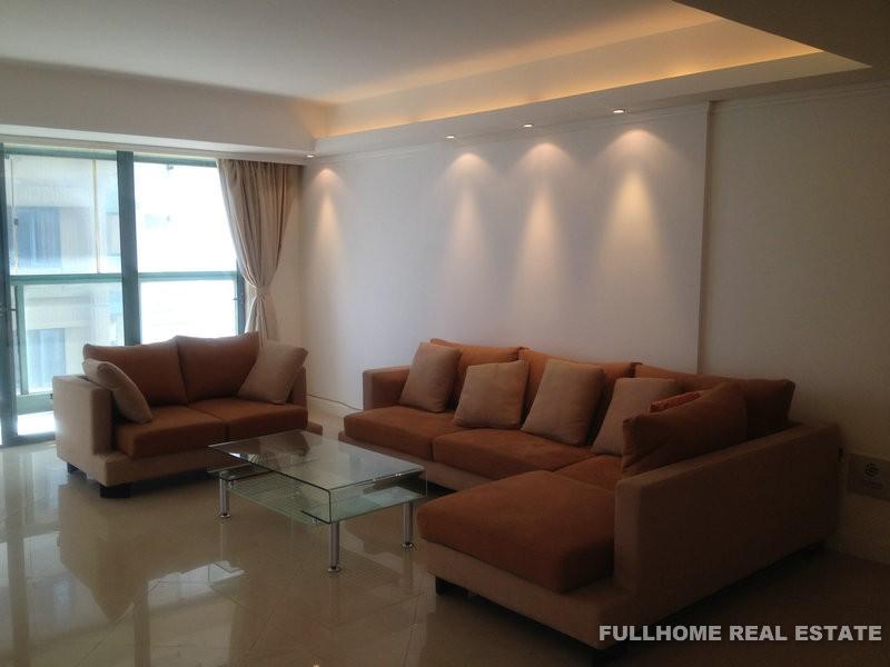 Same compound: Chateau Regency, 3 bedrooms in Suzhou