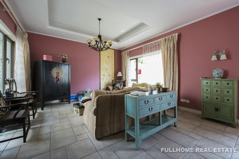 Similar property: Shui Mo Jiang Nan, 4 bedrooms, 285 sqm in Suzhou