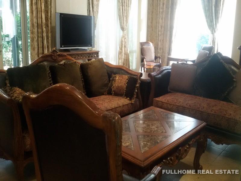 Similar property: Golden Lough, 320 bedrooms, 4 sqm in Suzhou