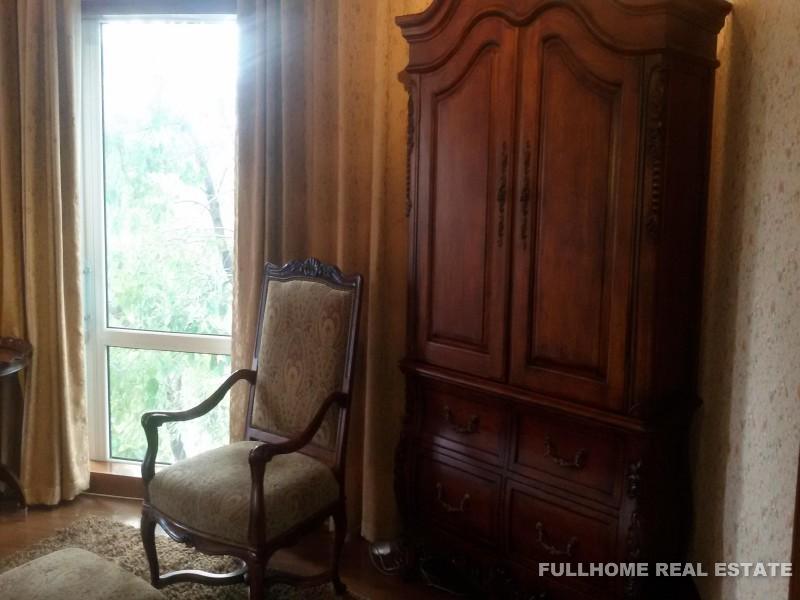 Golden Lough - Interior view 15, Suzhou rental property