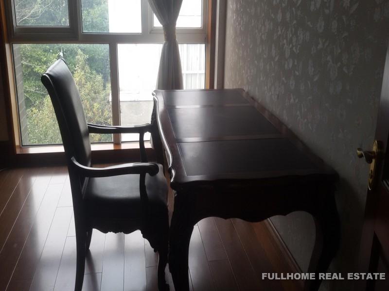 Golden Lough - Interior view 17, Suzhou rental property