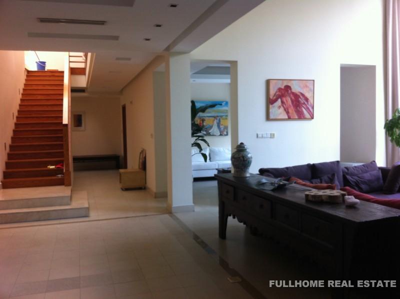 Modern Villa - 5 bedroom apartment in Shanghai, Qingpu, Suburb