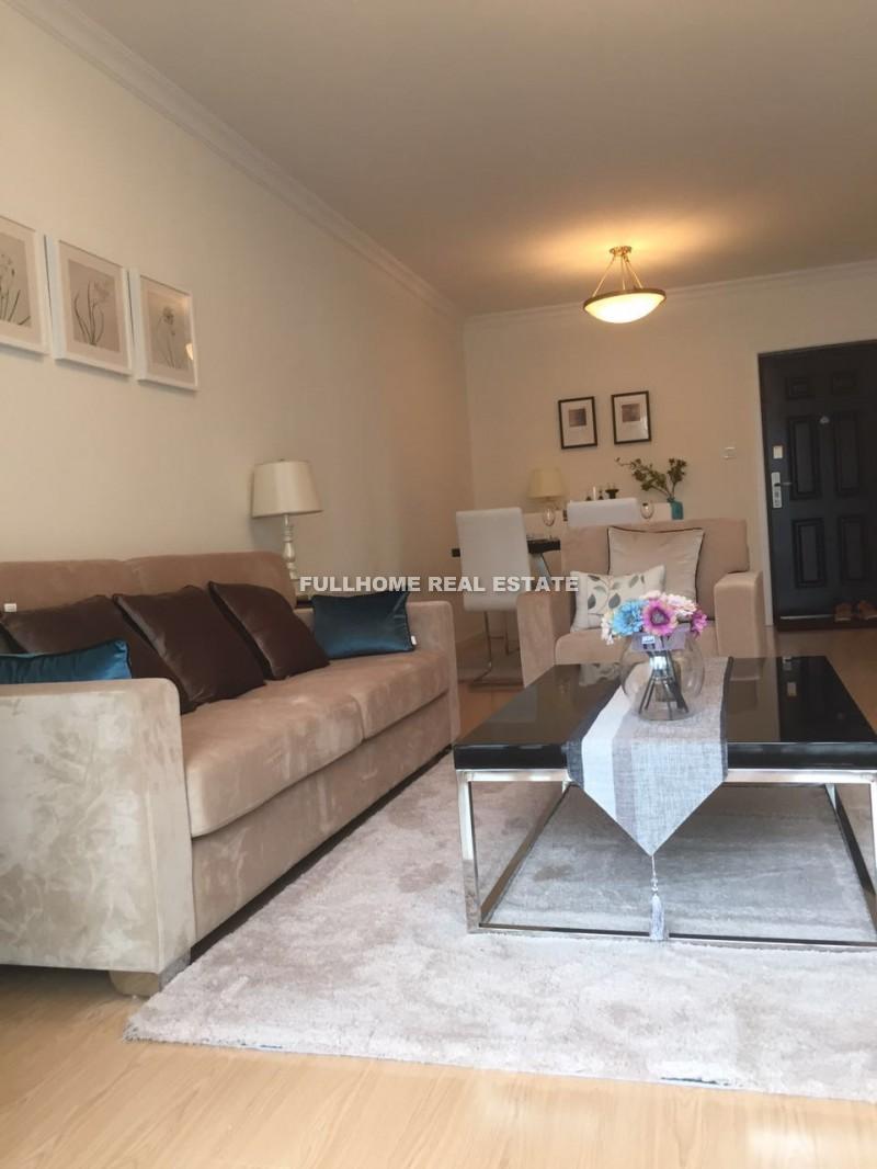 Zhongfu City Phase Ⅲ - 1 bedroom apartment in Shanghai, People Square, Downtown