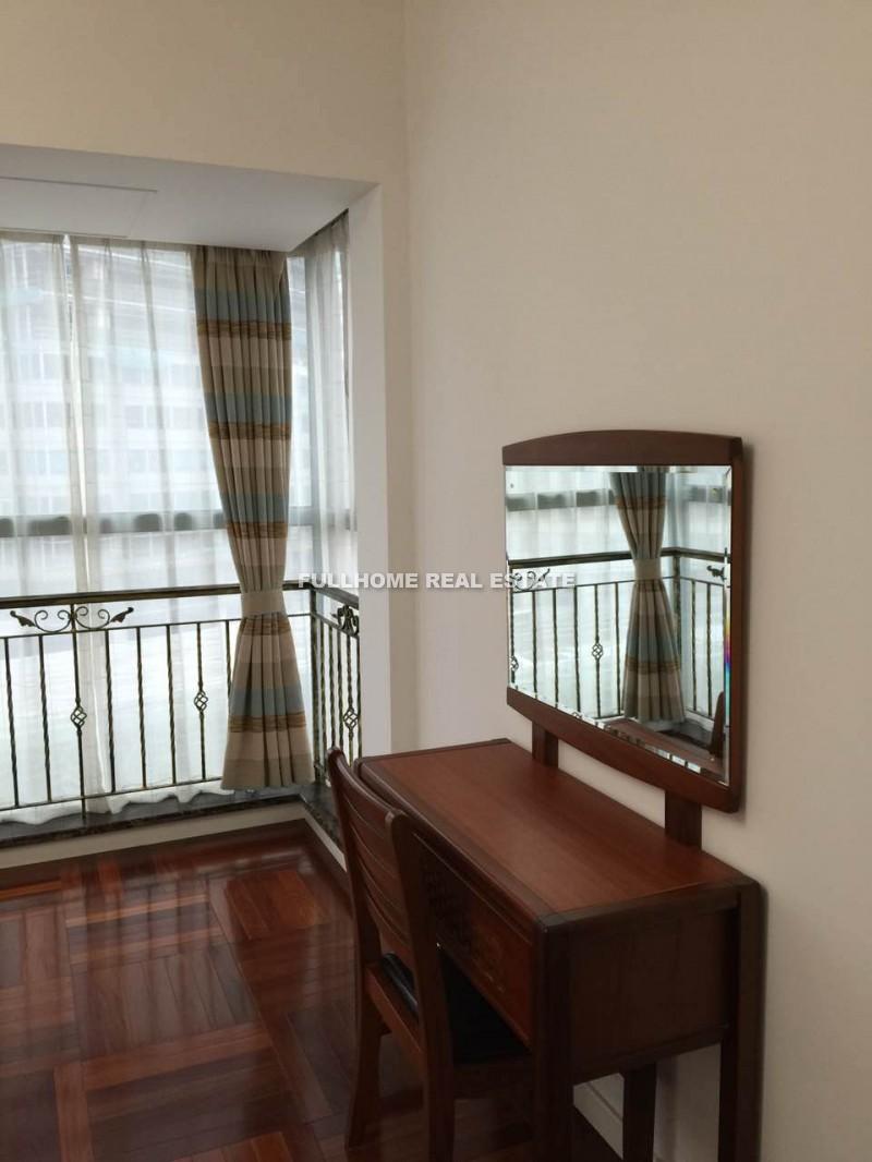 Sea of Clouds Garden - 3 bedroom apartment in Shanghai, People Square, Downtown
