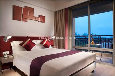 Same compound: Green Court Serviced Apartment People Square , 1 bedrooms in Shanghai
