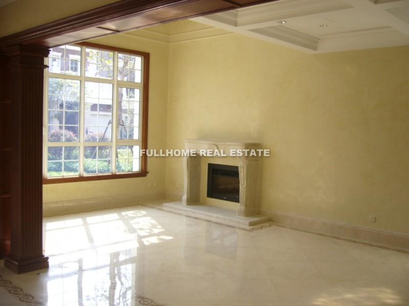 The Emerald - 6 bedroom apartment in Shanghai, Kangqiao, Pudong