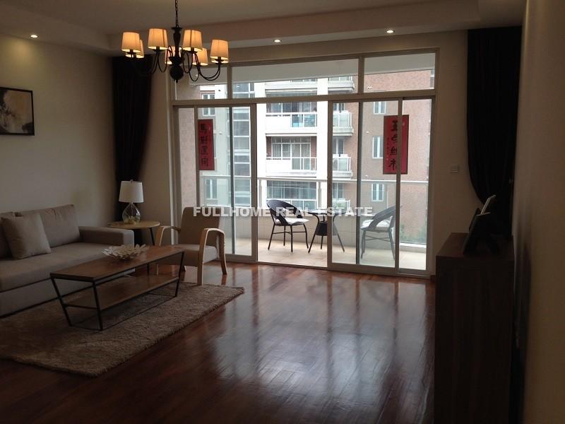Golden Vienna - 3 bedroom apartment in Shanghai, Century Park and Lianyang, Pudong
