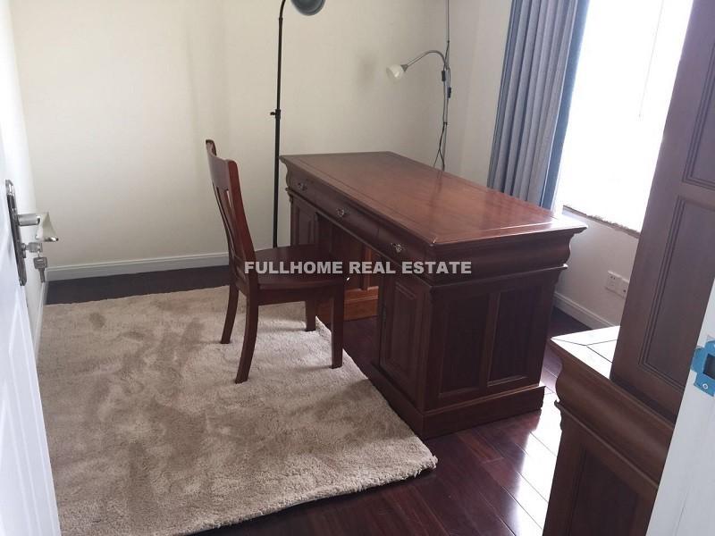 Golden Vienna - 4 bedroom apartment in Shanghai, Century Park and Lianyang, Pudong