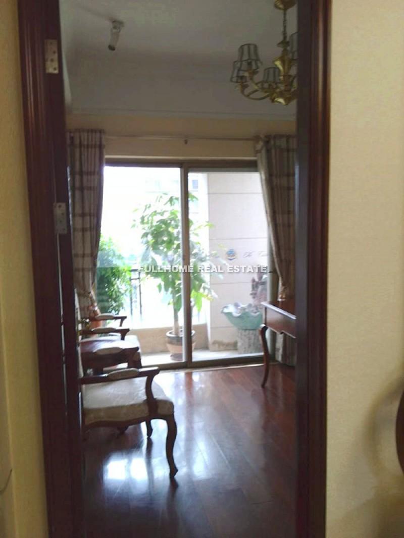 Castle Peak - 4 bedroom apartment in Guangzhou, &yen;17,000/month