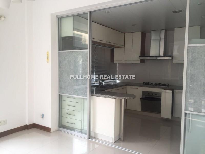 Golden Lough - Interior view 5, Suzhou rental property