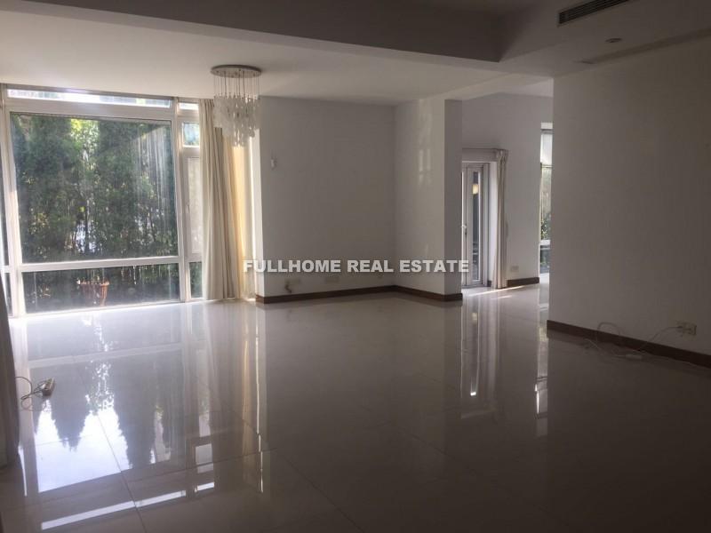 Golden Lough - Interior view 6, Suzhou rental property