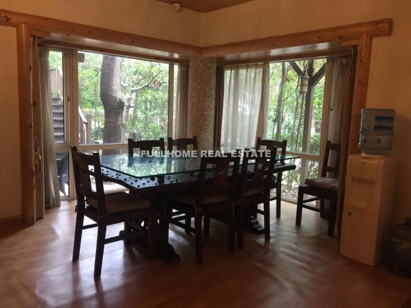 Golden Lough - Interior view 3, Suzhou rental property