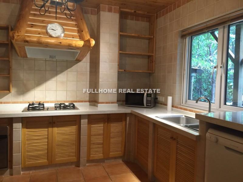Golden Lough - Interior view 7, Suzhou rental property