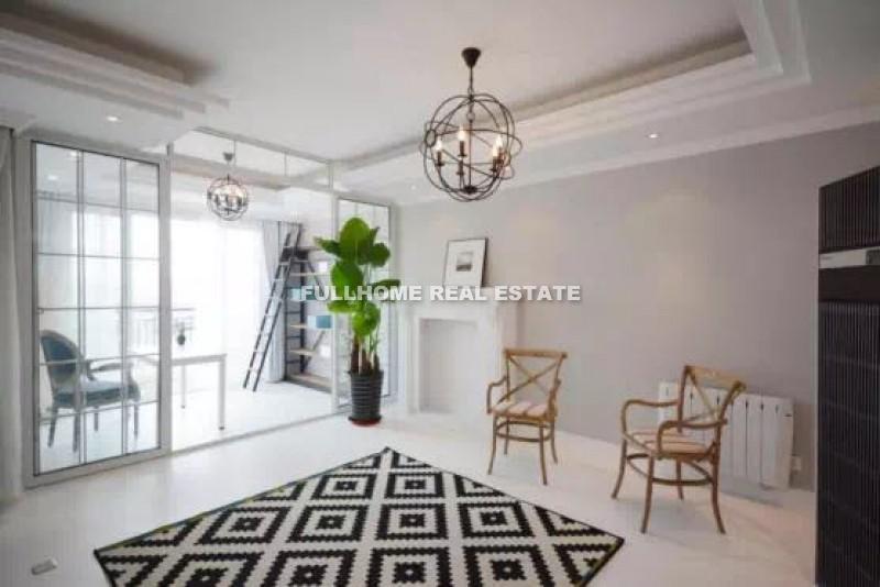 Hua Guang Garden  - 5 bedroom apartment in Shanghai, Minhang, Suburb