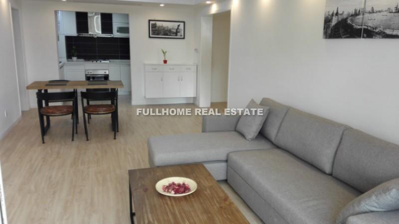 Jinwei Apartment - 3 bedroom apartment in Shanghai, Xintiandi, Downtown