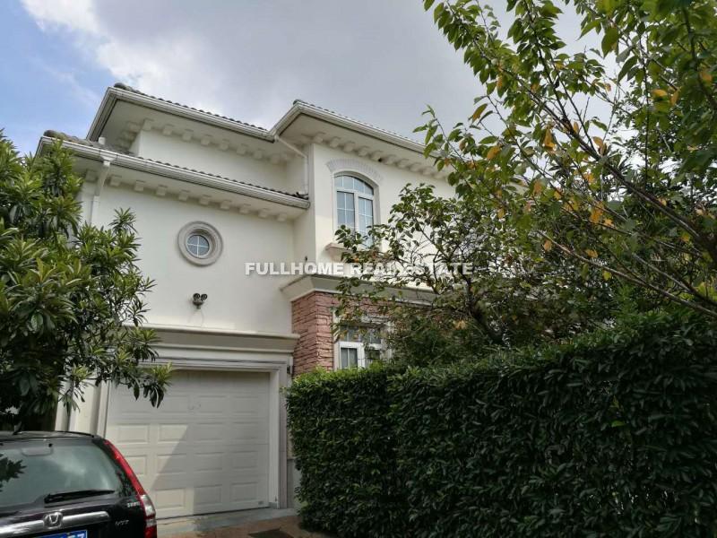 Same compound: Dahao Mountain Forest Villa, 5 bedrooms in Shanghai