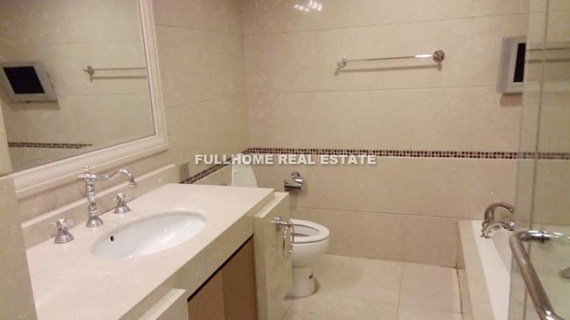 Shimao Riviera Garden - 1 bedroom apartment in Shanghai, Lujiazui, Pudong