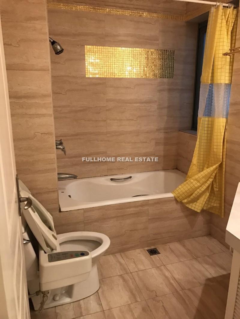 St. Johnson - 3 bedroom apartment in Shanghai, Zhongshan Park, Downtown