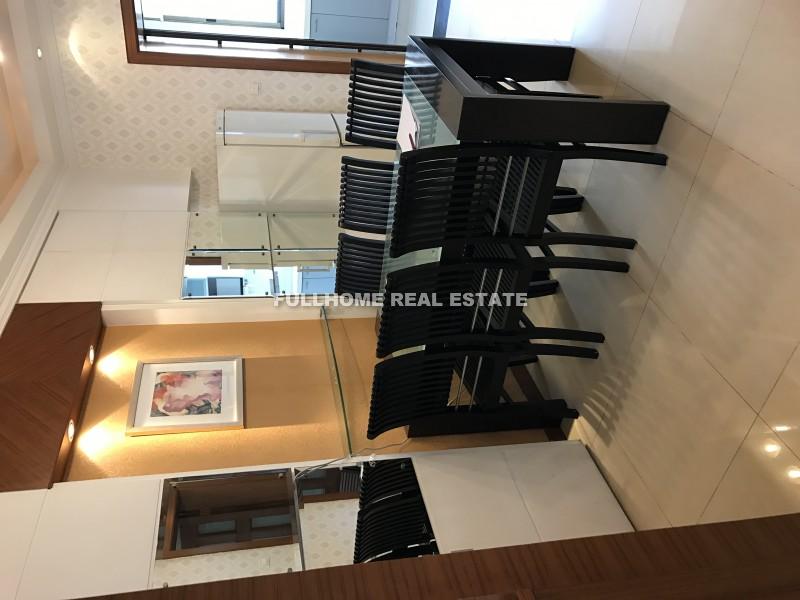 Louis Triumph Palace - 3 bedroom apartment in Shanghai, Zhongshan Park, Downtown