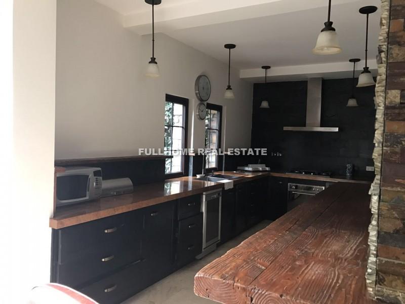Rancho Santa Fe - 4 bedroom apartment in Shanghai, Minhang, Suburb