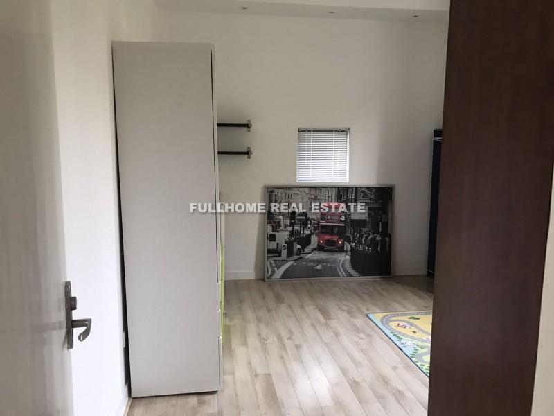 Rancho Santa Fe - 4 bedroom apartment in Shanghai, Minhang, Suburb