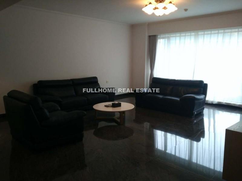 Shimao Riviera Garden - 2 bedroom apartment in Shanghai, Lujiazui, Pudong