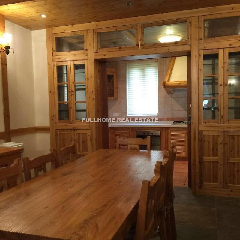 Similar property: Golden Lough, 4 bedrooms, 260 sqm in Suzhou