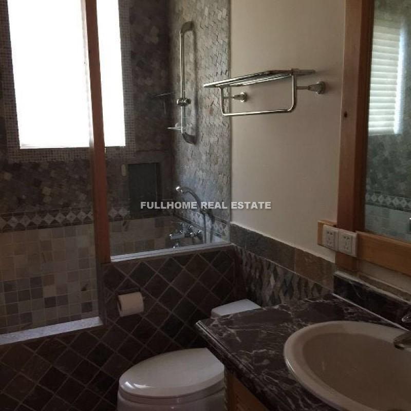 Golden Lough - Interior view 4, Suzhou rental property