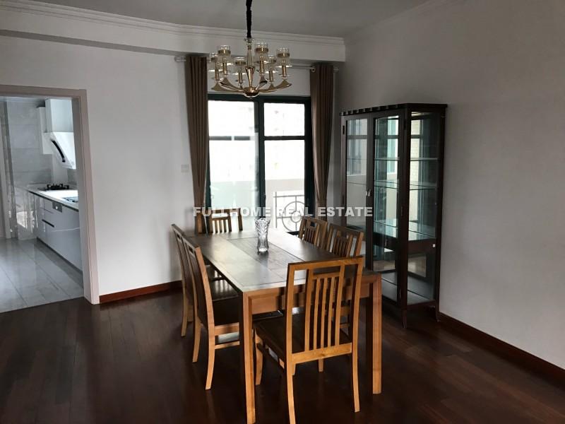 Yanlord Garden - 4 bedroom apartment in Shanghai, Lujiazui, Pudong